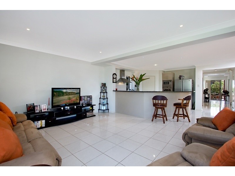 4A Oyster Point Road, Banora Point NSW 2486
