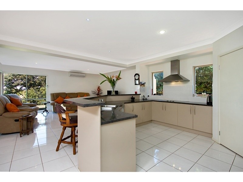 4A Oyster Point Road, Banora Point NSW 2486