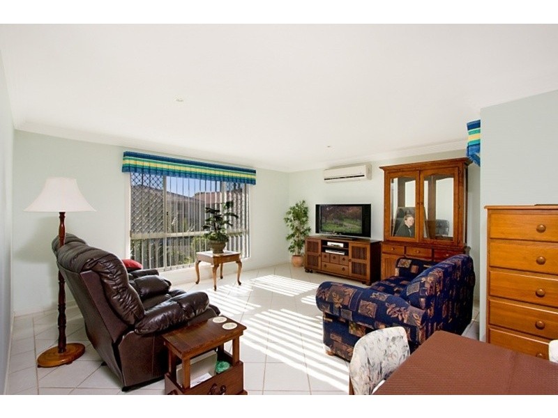 4 Alpha Way, Banora Point NSW 2486