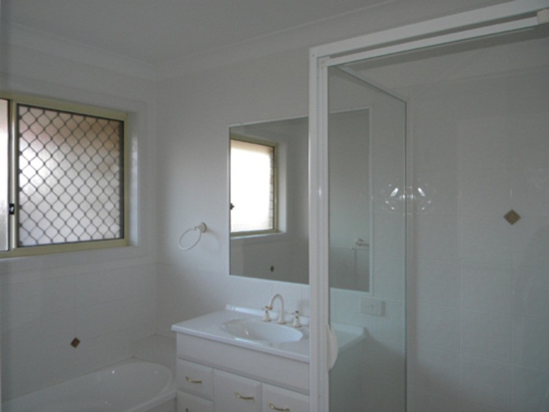 4 Alpha Way, Banora Point NSW 2486