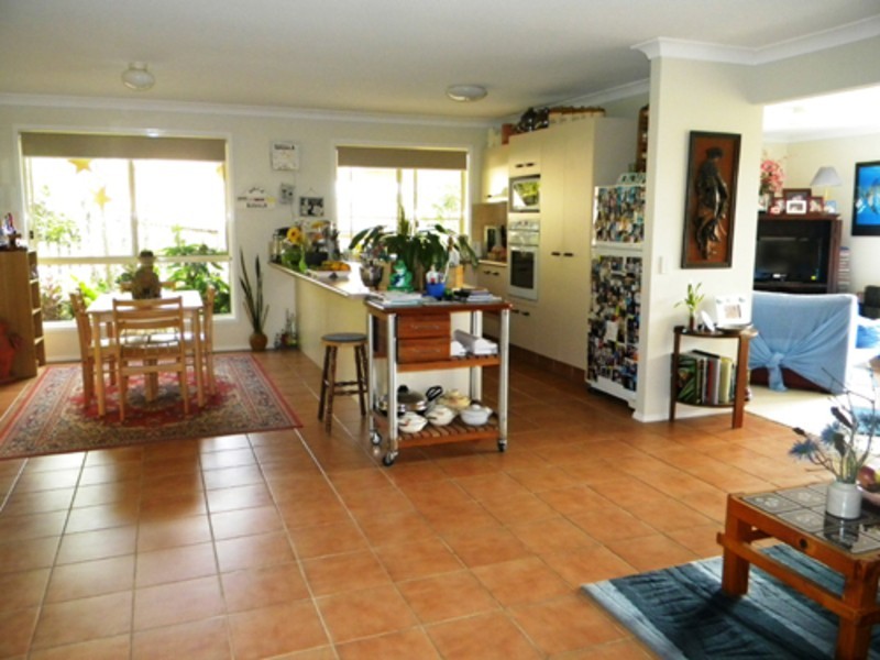 20 Lochlomond Drive, Banora Point NSW 2486