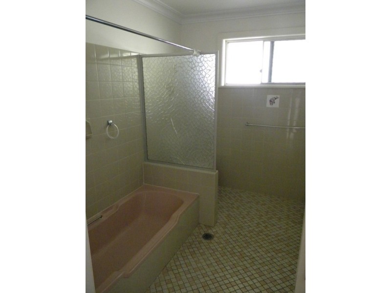 5 Bione Avenue, Banora Point NSW 2486