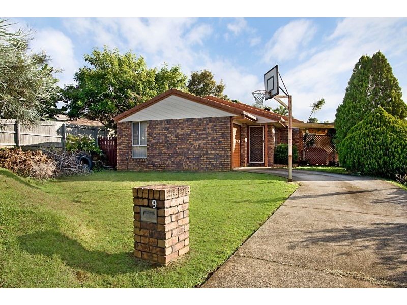 9 Bonny Glen Place, Banora Point NSW 2486
