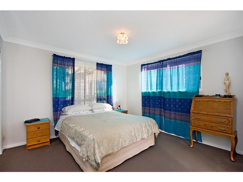 9 Bonny Glen Place, Banora Point NSW 2486