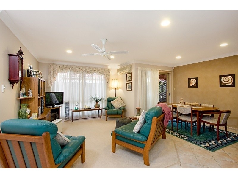 31 Winders Place, Banora Point NSW 2486