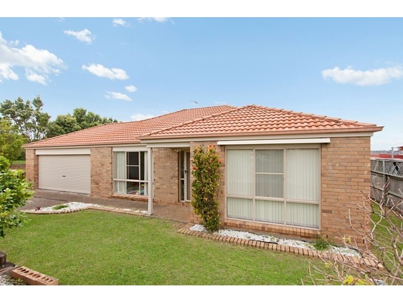 25 Champagne Drive, Tweed Heads South NSW 2486