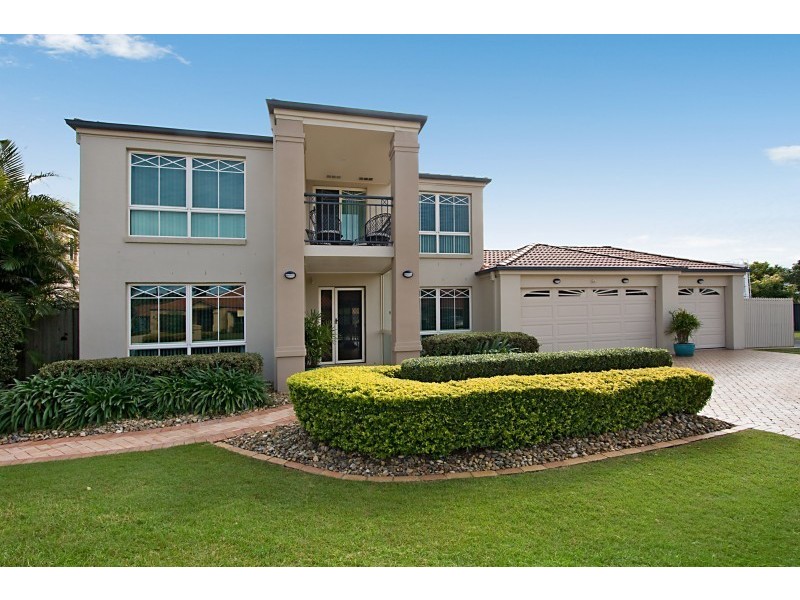 1 New Farm Place, Banora Point NSW 2486