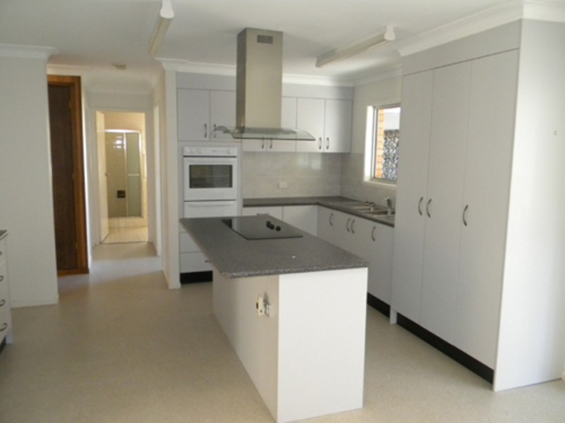 113 Pioneer Parade, Banora Point NSW 2486