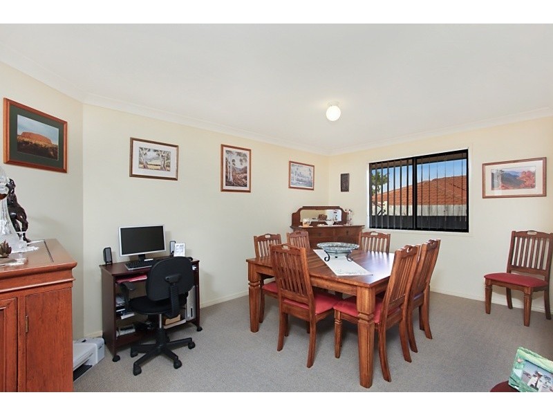 2 Greendale Place, Banora Point NSW 2486