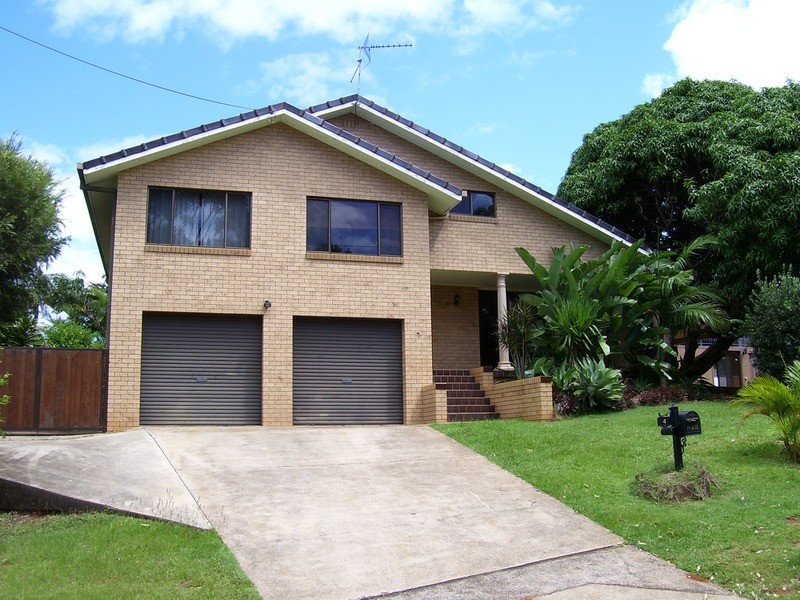 4 Pacific Drive, Banora Point NSW 2486