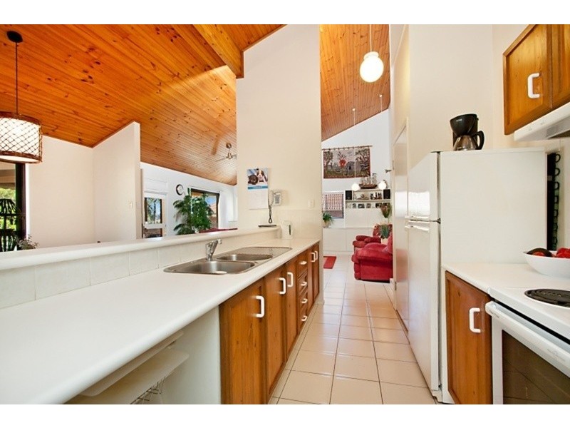 8 Toolona Avenue, Banora Point NSW 2486