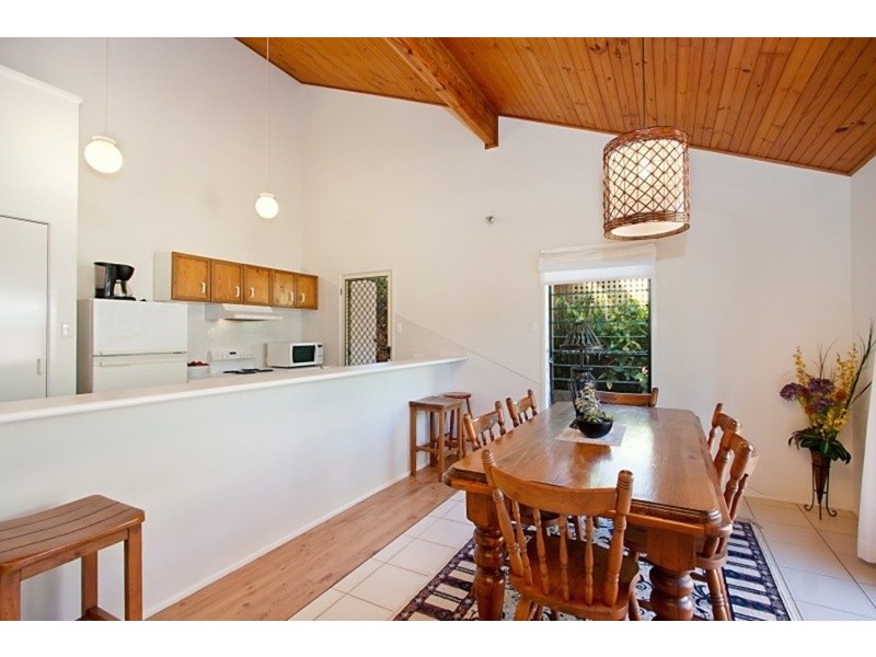 8 Toolona Avenue, Banora Point NSW 2486