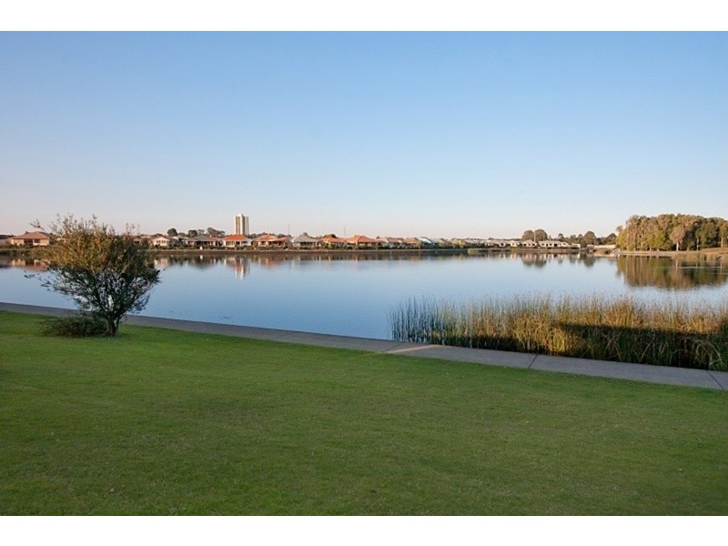 9 Liberty Place, Banora Point NSW 2486