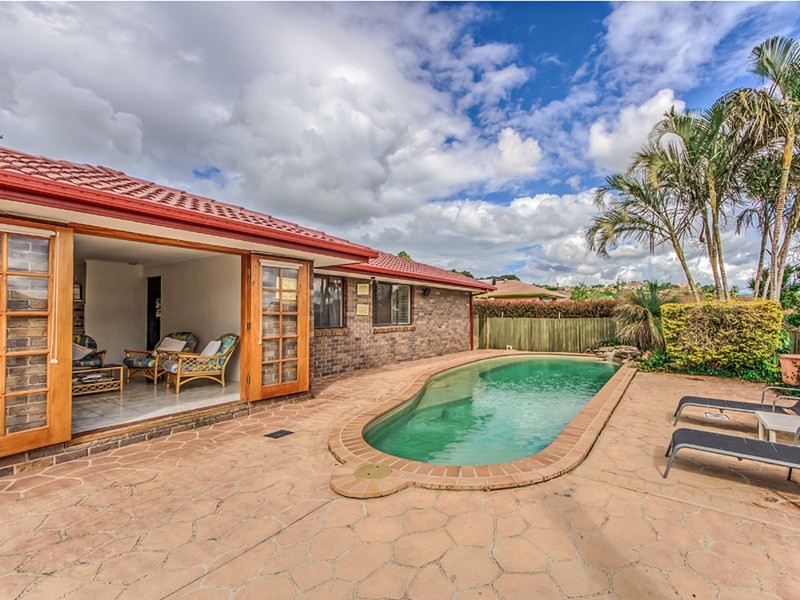 10 Muirfield Place, Banora Point NSW 2486