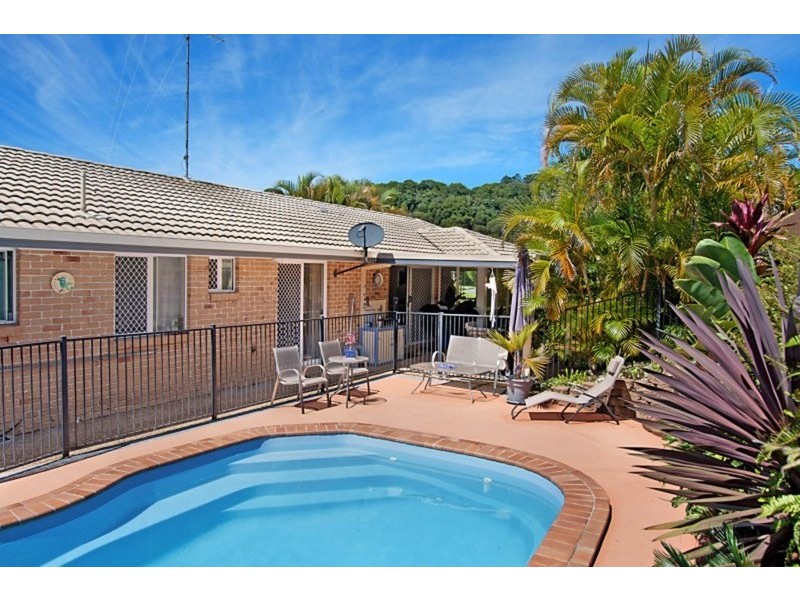 9 Galway Court, Banora Point NSW 2486