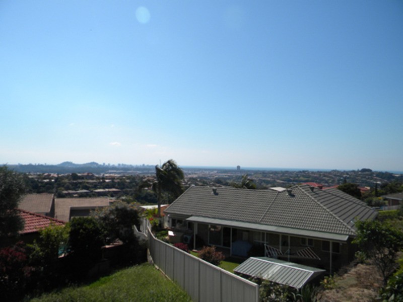 50 Kintyre Court, Banora Point NSW 2486