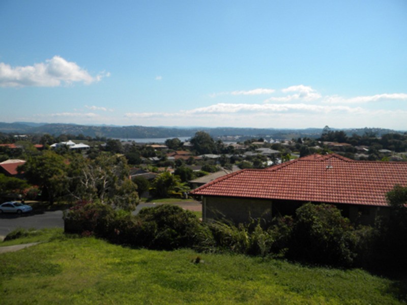 50 Kintyre Court, Banora Point NSW 2486