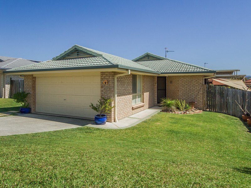 4 Greendale Place, Banora Point NSW 2486