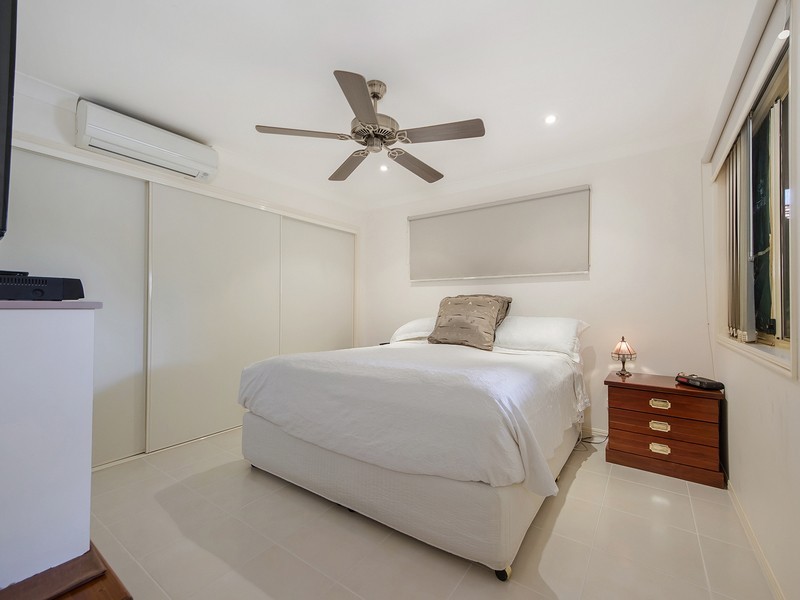 4 Greendale Place, Banora Point NSW 2486