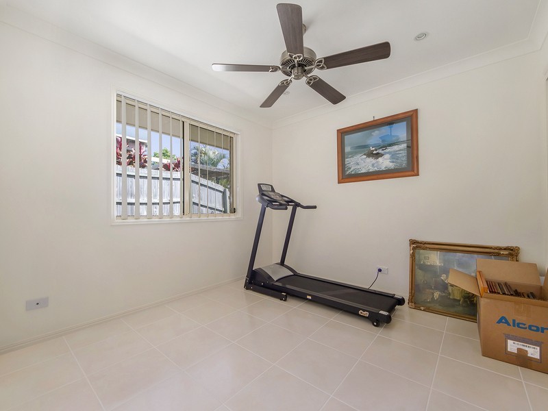 4 Greendale Place, Banora Point NSW 2486