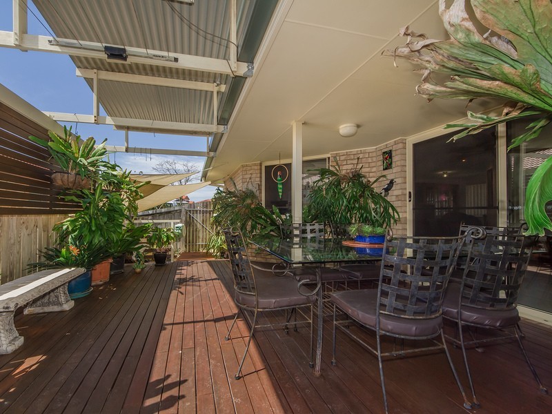 4 Greendale Place, Banora Point NSW 2486