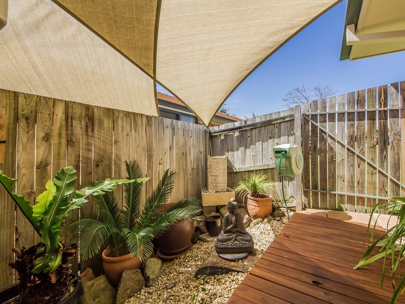 4 Greendale Place, Banora Point NSW 2486