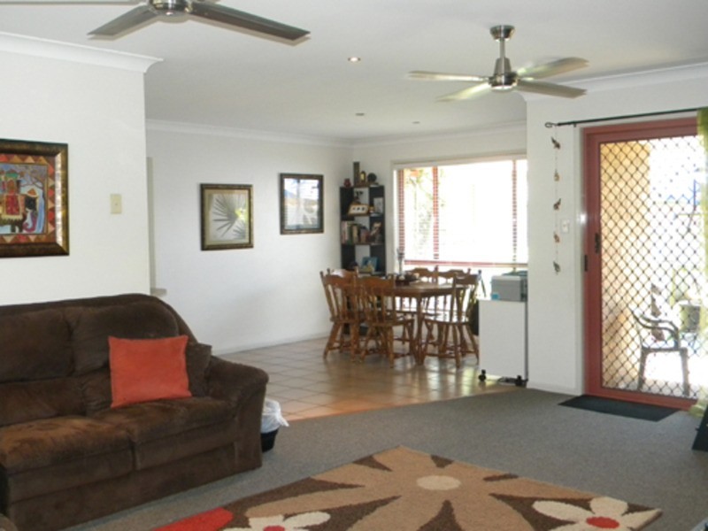 2/51 Kildare Drive, Banora Point NSW 2486