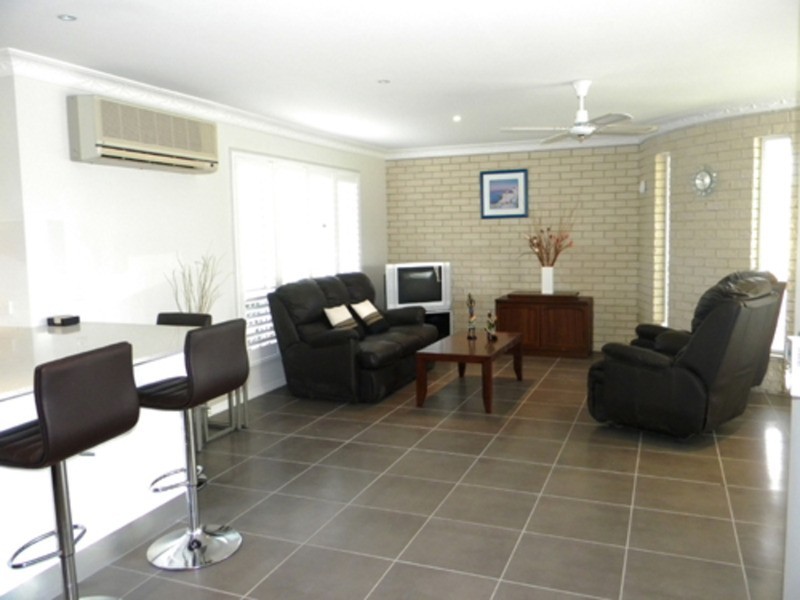 1/5 Bluegum Boulevard, Banora Point NSW 2486