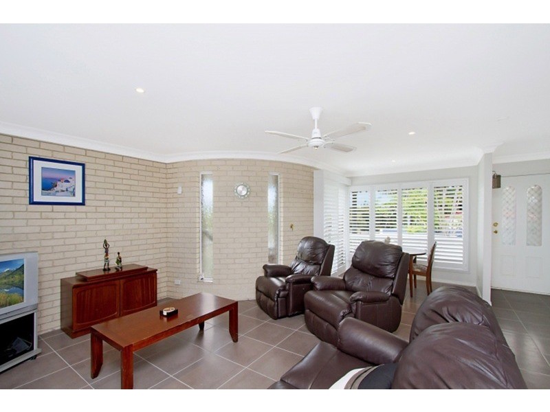 1/5 Bluegum Boulevard, Banora Point NSW 2486