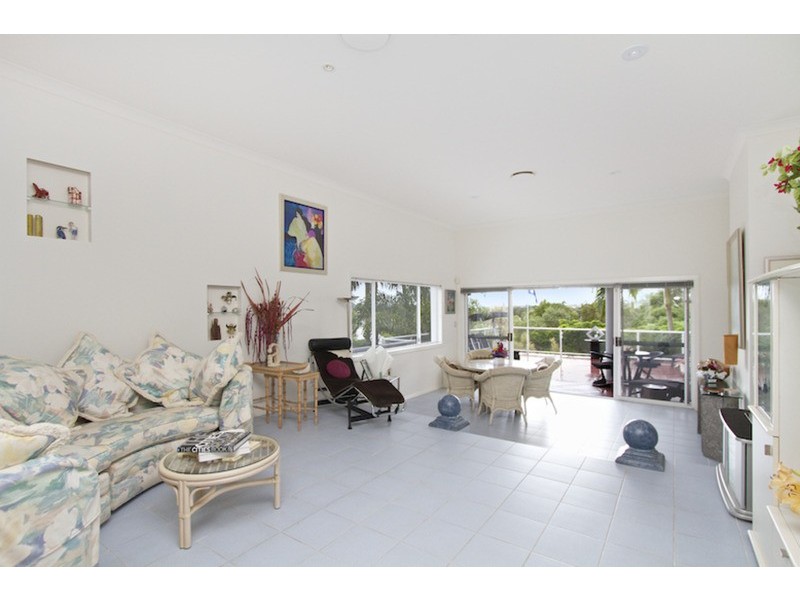 “Palmvales” 75 Amaroo Drive, Banora Point NSW 2486