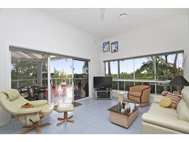 “Palmvales” 75 Amaroo Drive, Banora Point NSW 2486