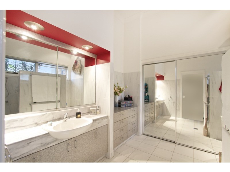 “Palmvales” 75 Amaroo Drive, Banora Point NSW 2486