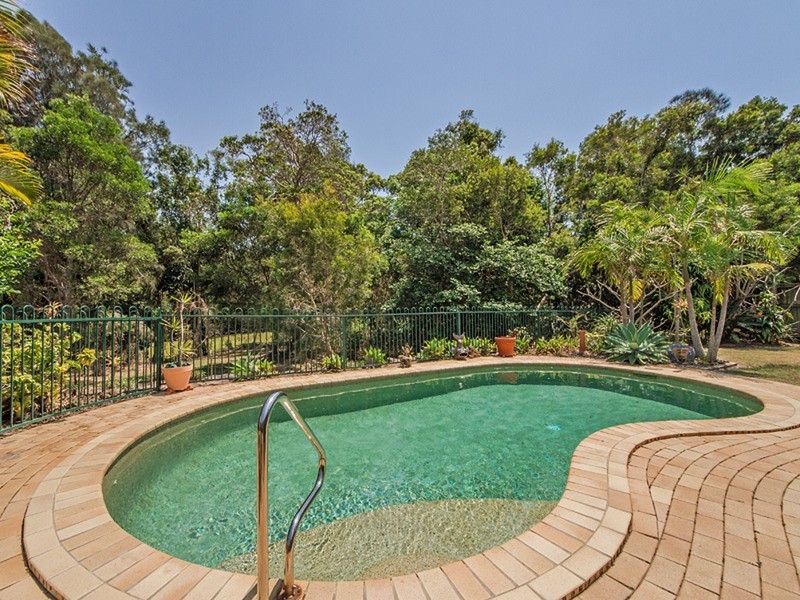 26 Traminer Court, Banora Point NSW 2486