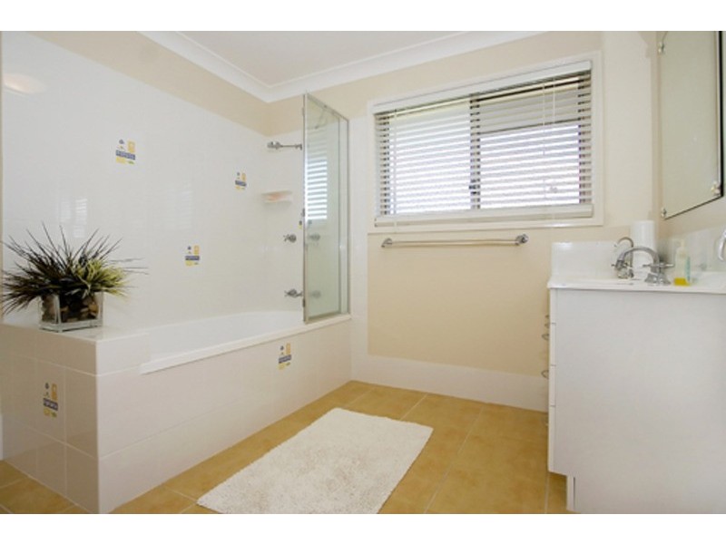 21 Sequoia Court, Banora Point NSW 2486