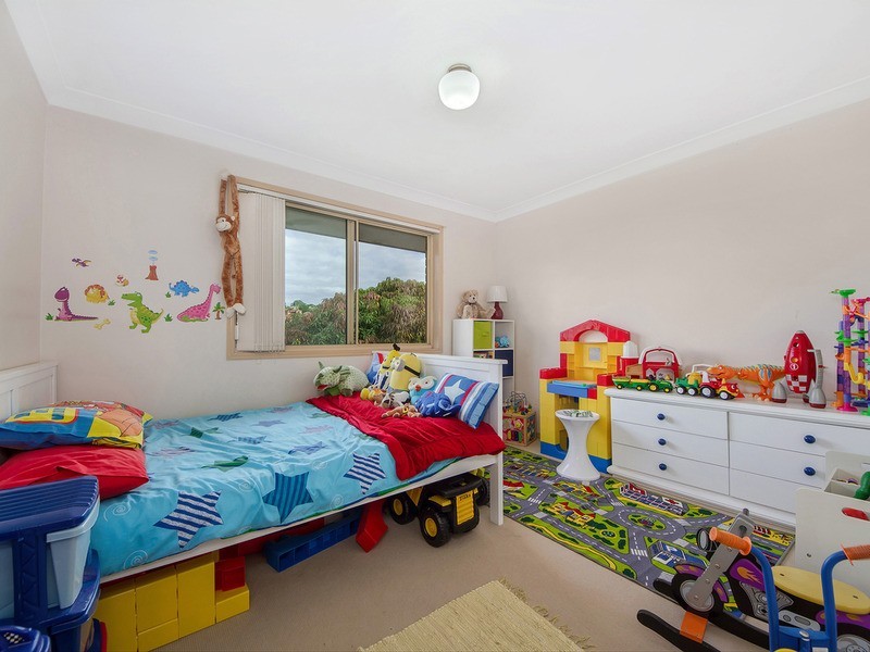 16 Inverness Court, Banora Point NSW 2486