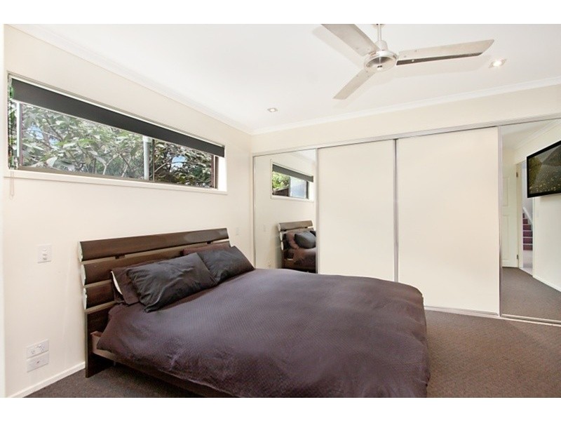 16 Elm Place, Banora Point NSW 2486
