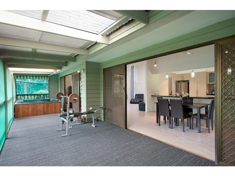 16 Elm Place, Banora Point NSW 2486
