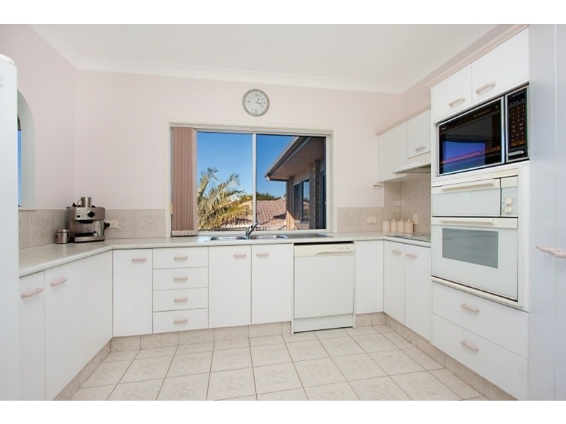 2/286 Darlington Drive, Banora Point NSW 2486