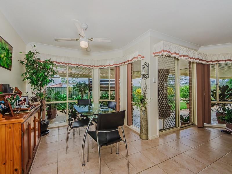 15 Daintree Close, Banora Point NSW 2486