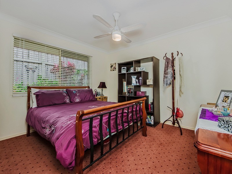 15 Daintree Close, Banora Point NSW 2486