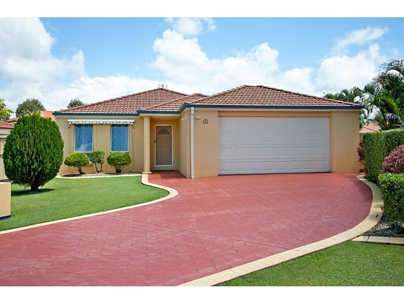 7 Kakadu Court, Banora Point NSW 2486