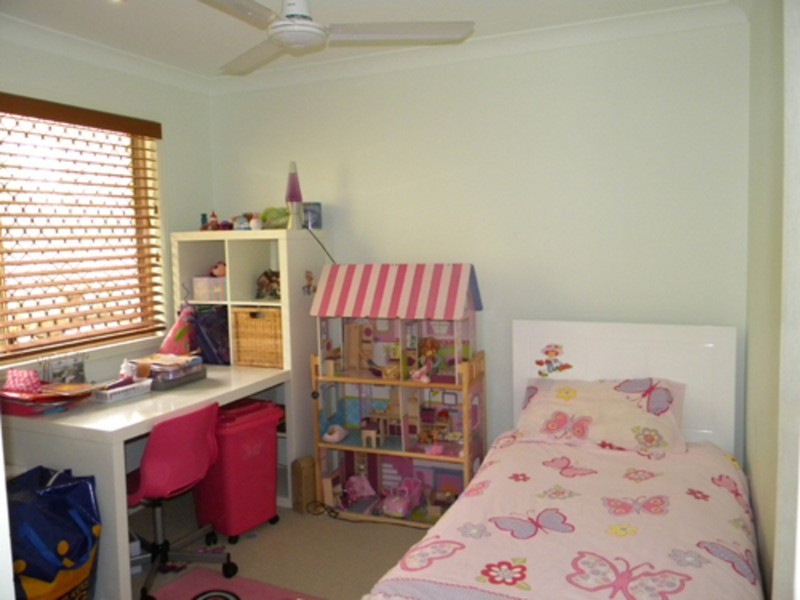 15 Kelburn Close, Banora Point NSW 2486