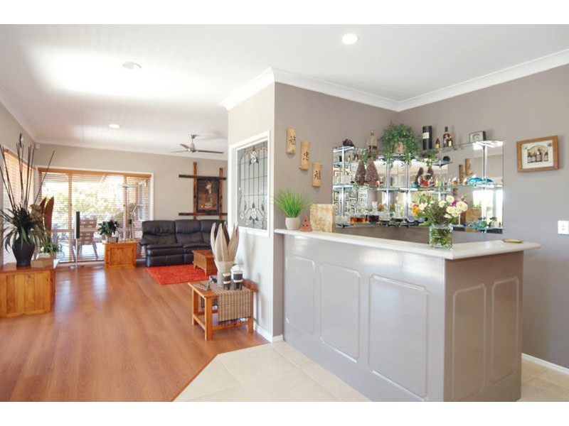 69 Amaroo Drive, Banora Point NSW 2486