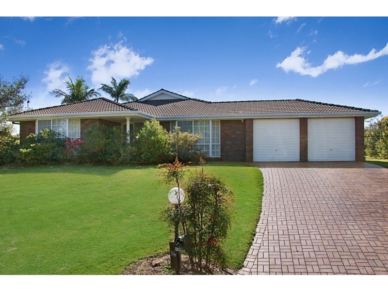 16 Coolabah Court, Banora Point NSW 2486