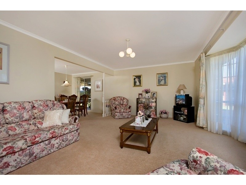 16 Coolabah Court, Banora Point NSW 2486