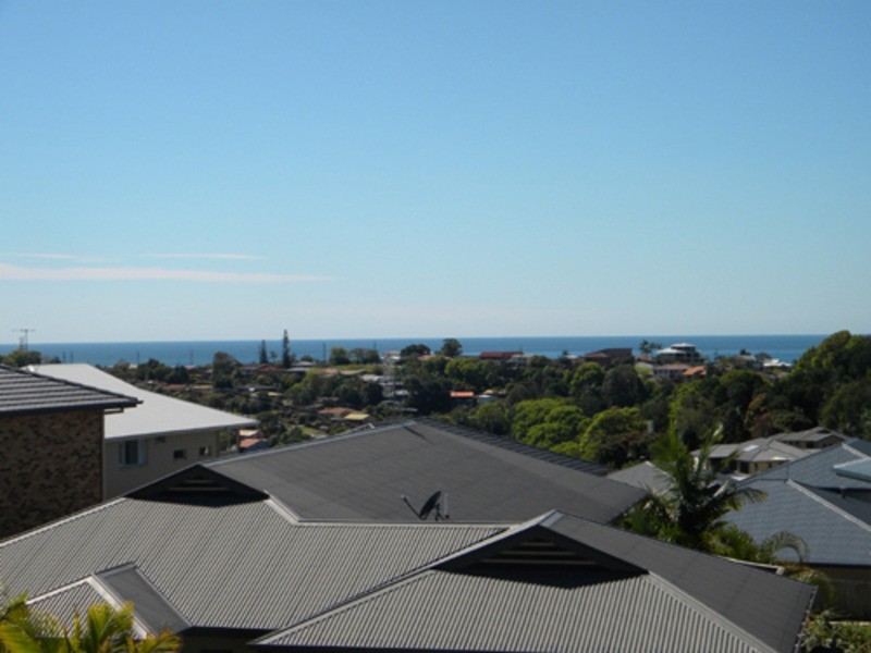 15 Buncrana Terrace, Banora Point NSW 2486