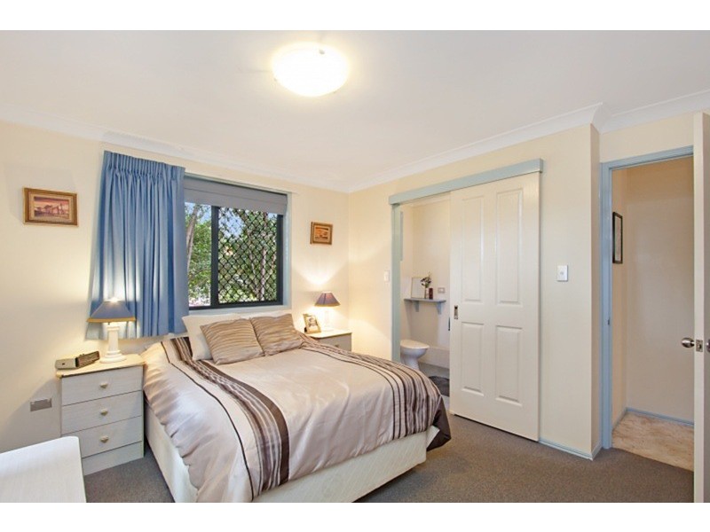 18 Tyrone Terrace, Banora Point NSW 2486