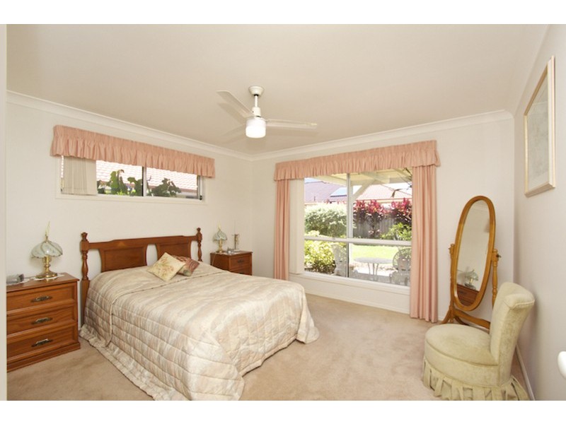 2 Kakadu Court, Banora Point NSW 2486