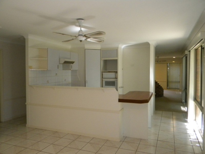 13 Aberdeen Court, Banora Point NSW 2486