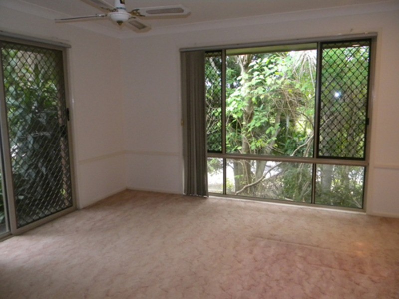 13 Aberdeen Court, Banora Point NSW 2486